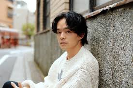 単独インタビュー】『アジアの天使』主演・池松壮亮がオール韓国ロケで得たもの | Fan's Voice | ファンズボイス