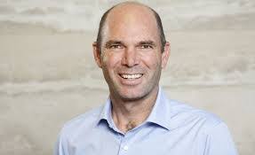 George Crosby's Instagram, Twitter & Facebook