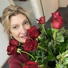 Rosie Flower's Instagram, Twitter & Facebook