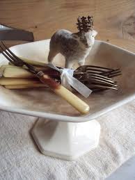Plat Sur Pied Jolie Patine Service A Dessert Mouton Ancien Couronne Il Est A Vendre Dans Ma E Brocante A Vendre Soupieres Bols