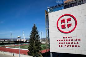 En tr jp ru de. Neues Spanien Logo Enthullt Debut Auf 2022 Trikots Nur Fussball
