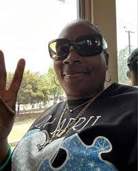 Eli Einhorn's Instagram, Twitter & Facebook