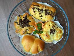 Jenis roti tertentu bisa tinggi serat, vitamin, dan mineral. Aneka Cara Membuat Roti Manis Lembut Dengan Macam Isian