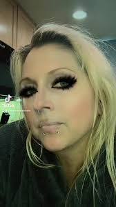 Kristie Nance's Instagram, Twitter & Facebook