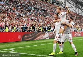 Koszalińska strefa kibica euro 2016.wielka radość koszalińskich kibiców, po zdobyciu bramki przez roberta lewandowskiego w pierwszej połowie meczu. Euro 2016 Polska Portugalia 1 1 Blaszczykowski I Lewandowski To Zdjecie Zapamietamy Po Mistrzostwach