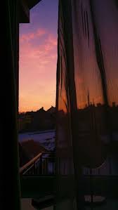 Aplikasi ini sangatlah menarik, karena terdapat kumpulan gambar sunset wallpaper yang dapat digunakan sebagai gambar latar belakang dan layar kunci yang mudah didapatkan secara gratis. Pin Oleh Karina Zahra Di Sunrise Or Sunset Pemandangan Fotografi Fotografi Pemandangan