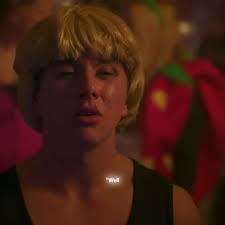 Gwed Reece Makes Friends