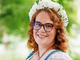 Anne Stemmer im Fräulein Kurvig Kalender