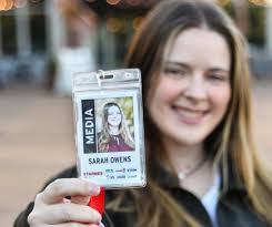 Owens earns APA Emerging Journalist Award