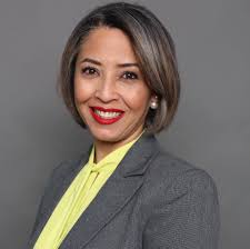 Elida Almonte's Instagram, Twitter & Facebook