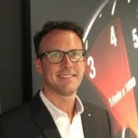 Ian Munro's Instagram, Twitter & Facebook