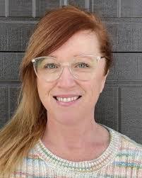 Molly Oakley's Instagram, Twitter & Facebook