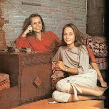 Jennifer Kendal Actress And Wife Of Shashi Kapoor With Their Daughter Sanjana Kapoor Shashi Kapoor Shashi Vintage Bollywood