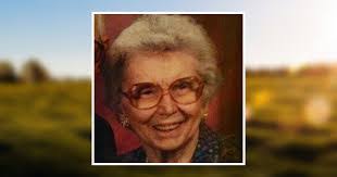 Lola Biggs's Instagram, Twitter & Facebook