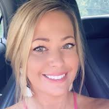 We apologize for the inconvenience. Lindsay Landry Real Estate Agent In Mobile Al Reviews Zillow