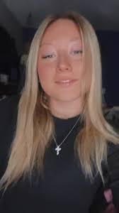 Madeline Hartley's Instagram, Twitter & Facebook