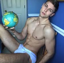 OMG, hes naked: Fashion model Laurent Marchand - OMG.BLOG