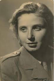 דור מגש הכסף>> יפה תבואה