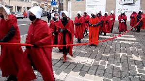 Co się w nim zmieniło? Walczymy Z Kaczyzmem I Dziaderstwem Kolejny Spacer Protestacyjny W Gliwicach Zdjecia 24gliwice Portal Gliwice Codziennie Nowe Informacje