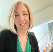 Karen Stagner's Instagram, Twitter & Facebook