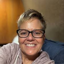 Pescatarian/vegan dog food with meat options?