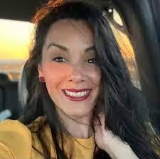 Debra Spellman's Instagram, Twitter & Facebook