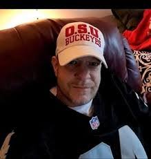 David Mclees's Instagram, Twitter & Facebook