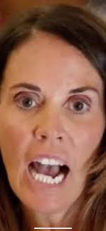 So according to Ian's timeline: At 12:24:38, John's phone shows its first  location record with a speed of 0 m/s. At 12:31:56, John starts taking 36  steps... before he even reads Jen