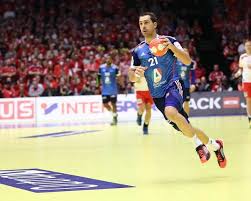 Thierry omeyer (born 2 november 1976) is a retired french handball goalkeeper. Michael Guigou Vor Abschied Aus Montpellier