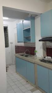 Sesuaikan desain kitchen set dan dapur anda. Kabinet Dapur