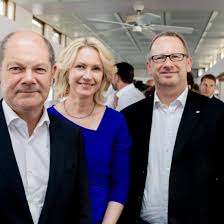 Und sie bewegt sich doch: Cum Ex Affare Cum Ex Affare Wie Brisant Wird Razzia Bei Spd Mann Fur Olaf Scholz Svz De