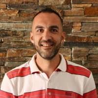 400+ perfiles de «Debono»