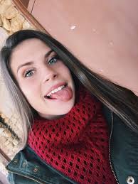 Julie DeSantis (@desantisj_4)