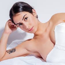 Janthe · Artist Profile