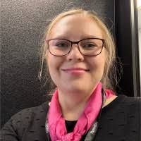 100+ perfiles de «Naski»