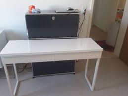 Ein schreibtisch, an dem du dich gut fühlst. Ikea Besta Schreibtisch Kaufen Auf Ricardo