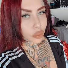 My name is Kellie Combs and I am so excited to get to know you throughout  the week. I started this journey with Color Street during COVID. I really  struggled as did