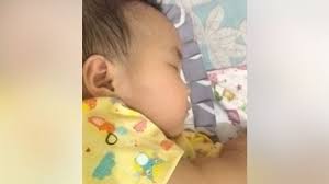 Apalagi pemilihan susu formula ini tidak boleh sembarangan dan harus menyesuaikan dengan usia bayi. Asi Dan Susu Formula Mana Lebih Baik Kumparan Com