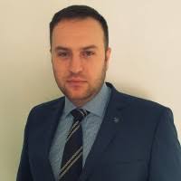 2400+ perfiles de «Marian»