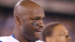 Colts' Reggie Wayne starts with tears, ends with cheers