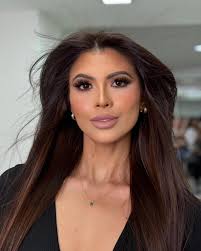 One day at a time 🤍🖤