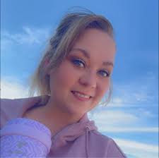 Debbie Wake (@debbie.markum) • Facebook