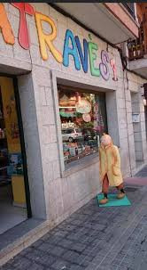 Tienda Através