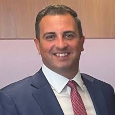 The Ed Ruth Award is given at the end of the year to UBS Wealth Advice  Center colleagues who exemplify client experience in everything they do  throughout the entire year. For those