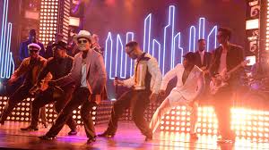 The song topped the billboard charts and has sold over 6,000,000… in uptown funk bruno mars tells julio, who we can assume is his driver, to get the stretch (slang for a limousine). Uptown Funk Mark Ronson And Bruno Mars Hit No 1 On The Billboard Chart Why