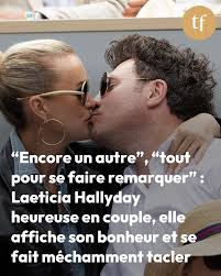 À Roland Garros, Laeticia Hallyday rayonne d'amour avec Frédéric Suant,  mais les critiques ne tardent pas à surgir... 💔