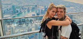 «devo dire che sono super fiera di fedez, non potrei essere più fiera di così». Chiara Ferragni E Fedez A Dubai Il Costo Dell Hotel Donne Magazine