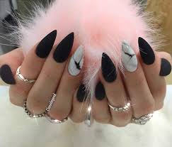 Black And White Marble Nails Short 25 Edgy Black Nail Designs Page 2 Of 3 Stayglam Black Nail Designs Nail Designs White Nails