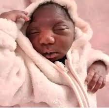 Ofete couple elwa,utlwe bare😭 "kego tsere ole tonki o tswana le yo a  fetang mo "