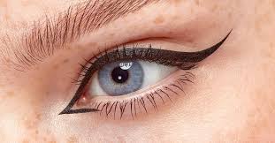 How to apply eyeliner with precise lines. How To Apply Eyeliner For Beginners Eyeko Blog Eyeko